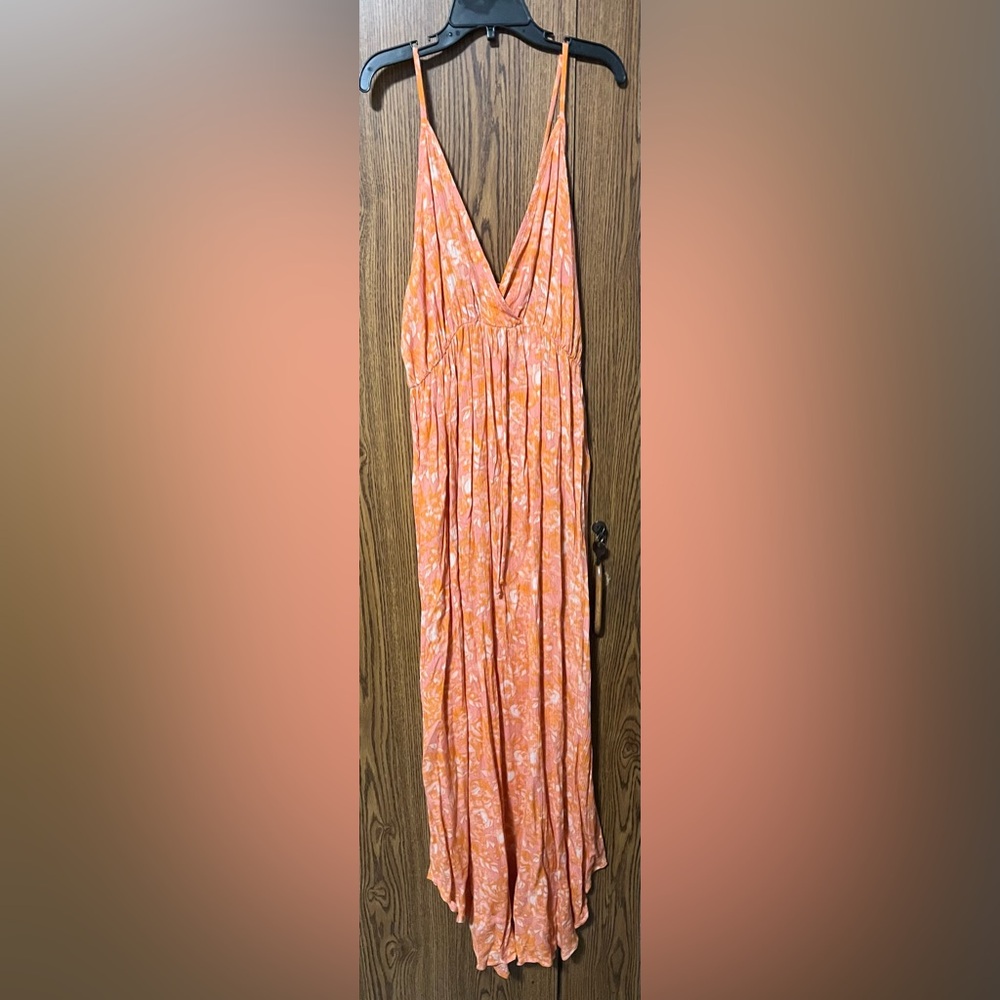 Orange, white floral maxi dress women’s size L NWT
